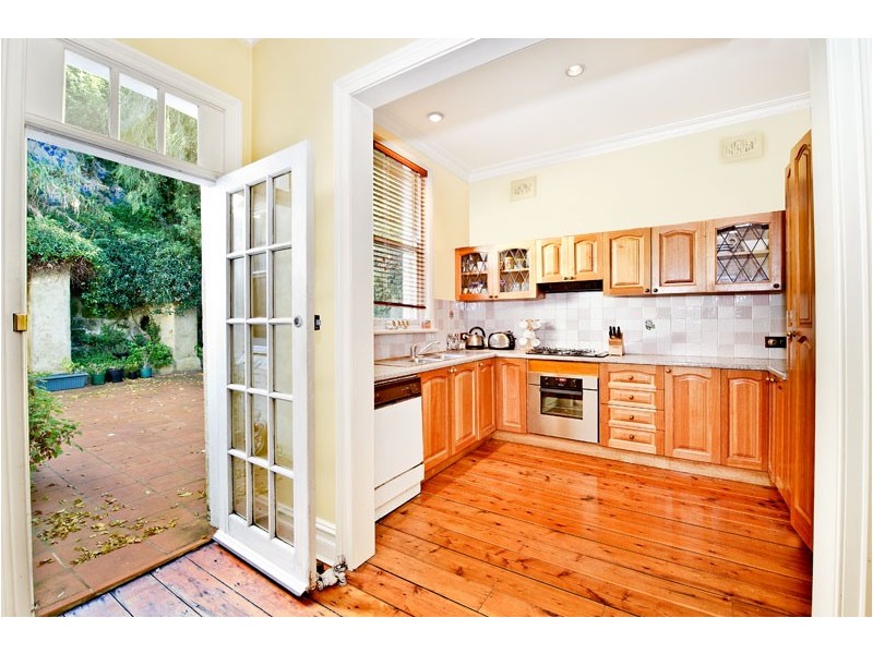 35 Anzac Parade, Kensington NSW 2033
