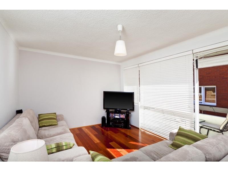 8/9 Hendy Avenue, Coogee NSW 2034