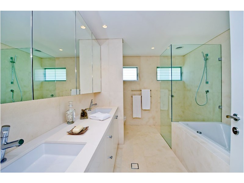 11b Fitzwilliam Road, Vaucluse NSW 2030