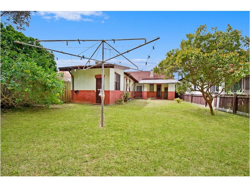 74 Beach Street, Coogee NSW 2034