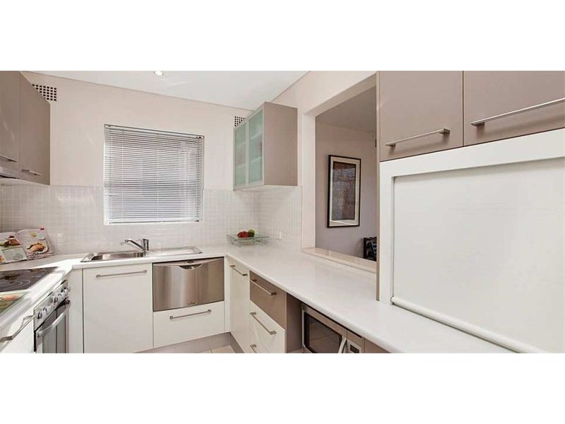 4/4  Carr Street, Coogee NSW 2034