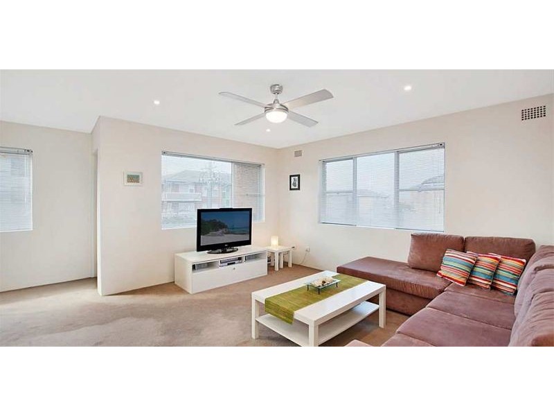 4/4  Carr Street, Coogee NSW 2034