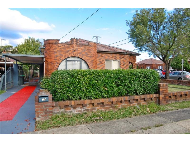 15 Edgbaston Road, Beverly Hills NSW 2209