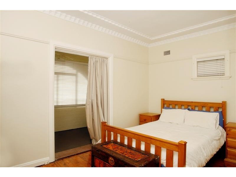 15 Edgbaston Road, Beverly Hills NSW 2209