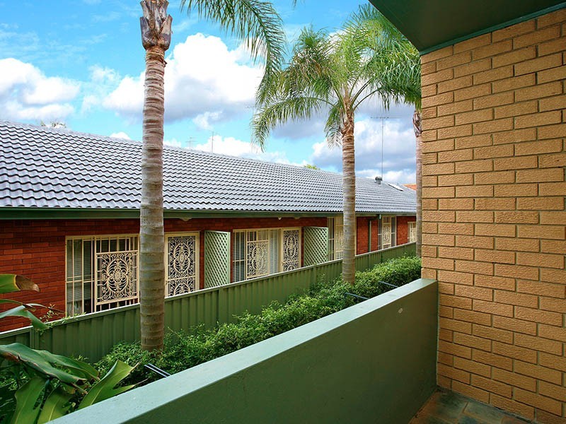 2/3 Bayley Street, Dulwich Hill NSW 2203