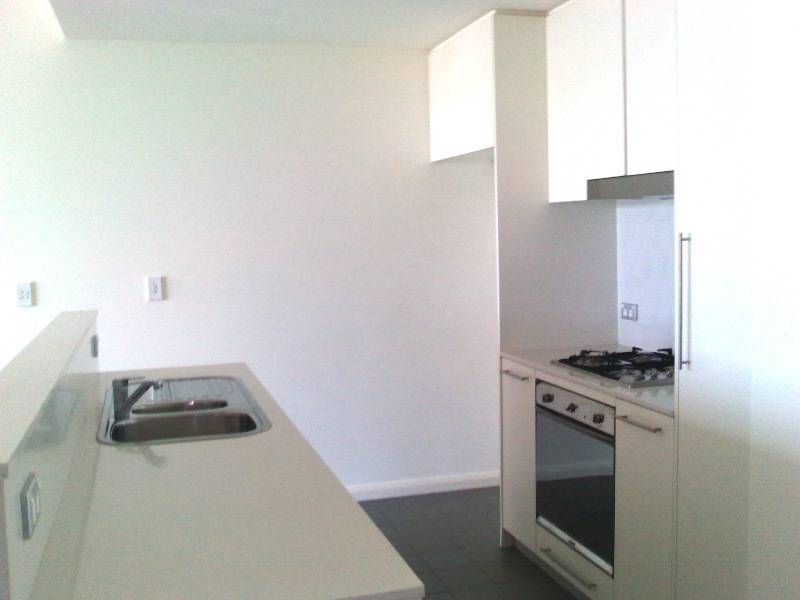 601/2  Shoreline Drive, Rhodes NSW 2138