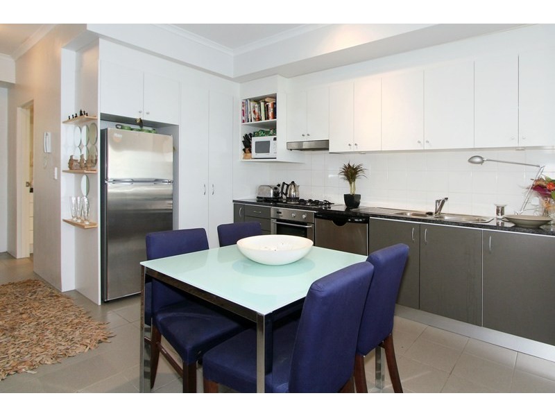 411/221  Sydney Park Road, Erskineville NSW 2043