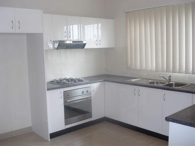 1/180  Newbridge Road, Moorebank NSW 2170