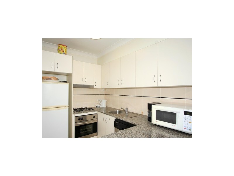 2/13  Gibbons Street, Redfern NSW 2016