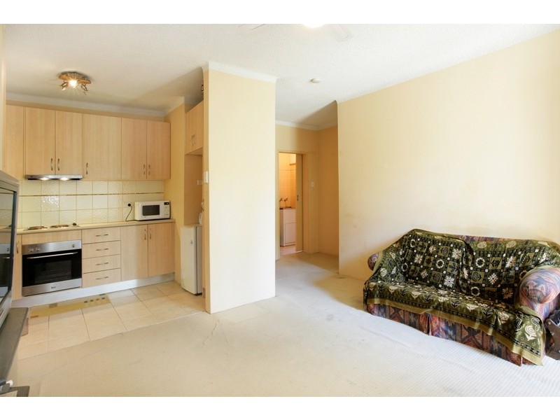 4/8  Allen Street, Harris Park NSW 2150