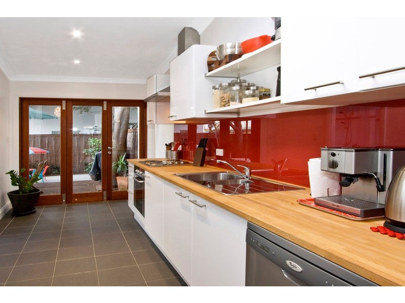 2  Llewellyn Street, Newtown NSW 2042