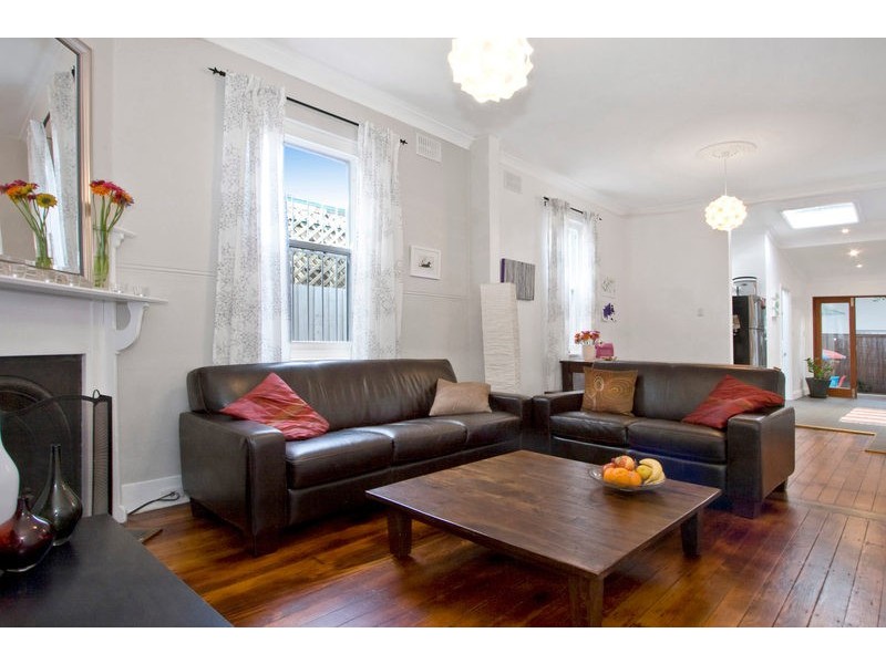 2  Llewellyn Street, Newtown NSW 2042