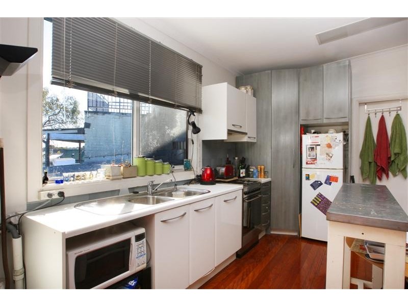 7 Applebee Street, St Peters NSW 2044