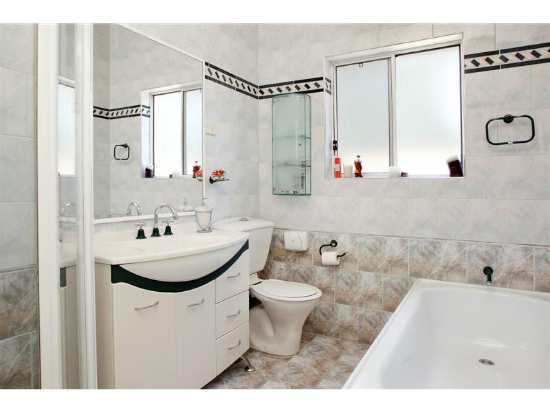 4  Buckland Street, Greenacre NSW 2190