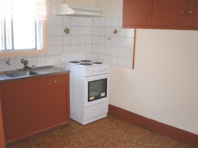 2/27 Wemyss Street, Enmore NSW 2042