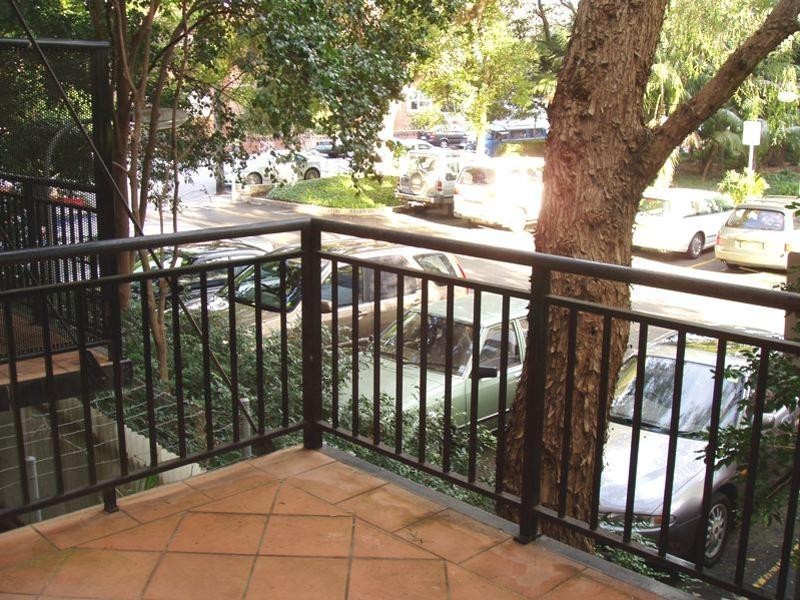 5/8  Cavill Ave, Ashfield NSW 2131