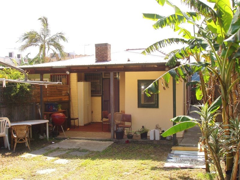 33 Cook Road, Marrickville NSW 2204