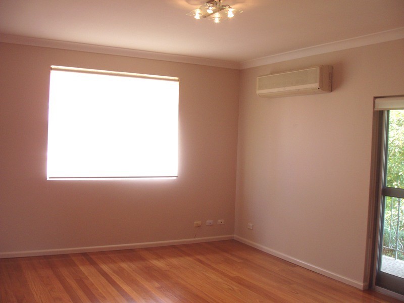 4/90-92 Woniora Road, Hurstville NSW 2220