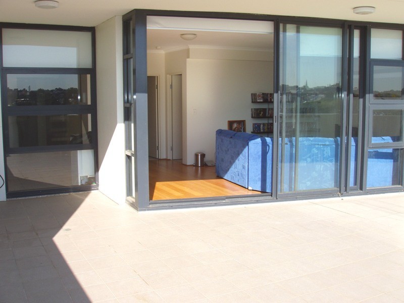 702/221-229 Sydney Park Road, Erskineville NSW 2043