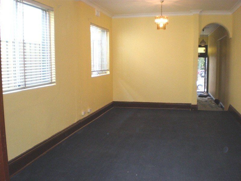 113  Edgeware Road, Enmore NSW 2042