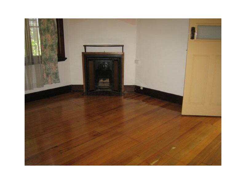 252 Unwins Bridge Road, Sydenham NSW 2044