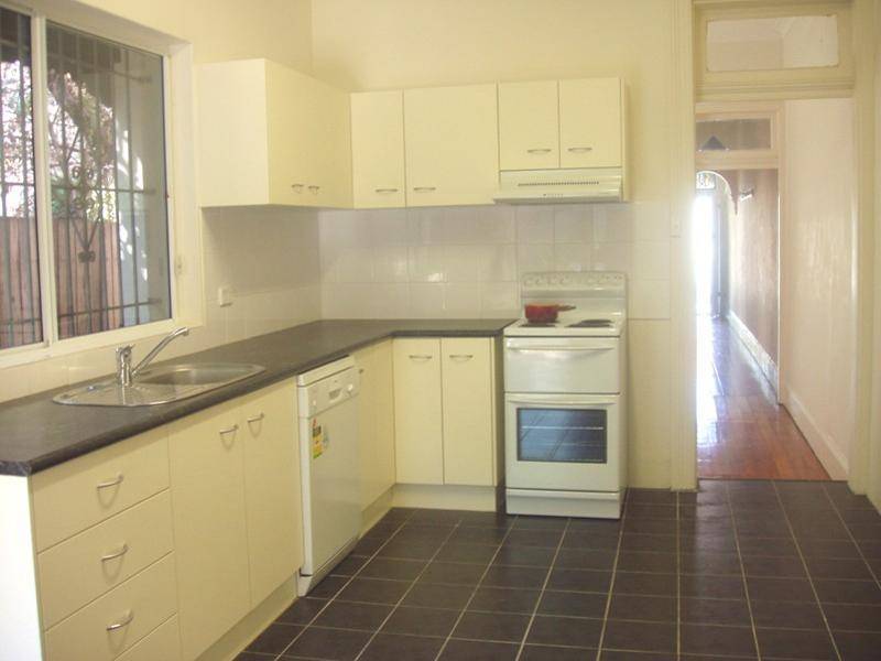 252 Unwins Bridge Road, Sydenham NSW 2044