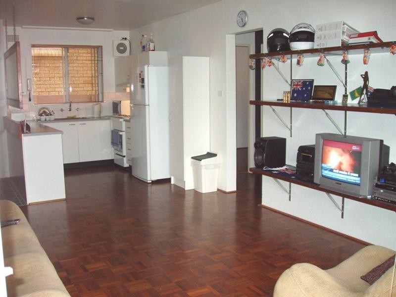 2/12 Meriton street, Gladesville NSW 2111