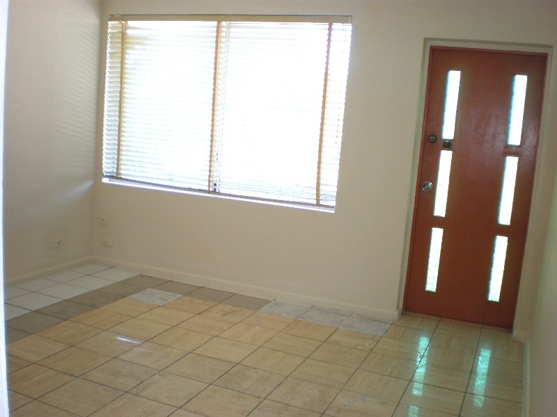 1/102 Canterbury Road, Hurlstone Park NSW 2193