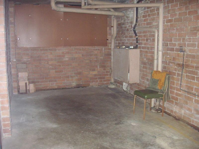 Garage/4  Barnclueth Square, Elizabeth Bay NSW 2011