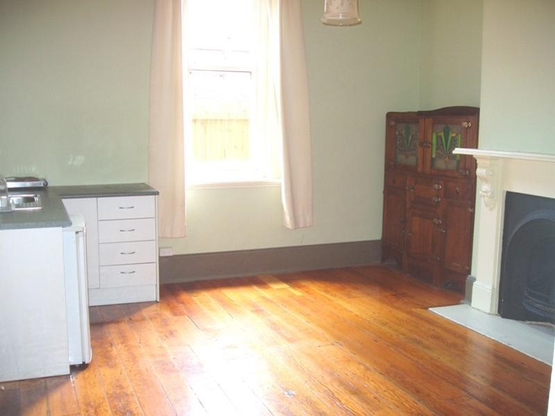 Room 3/64  Cambridge street, Stanmore NSW 2048