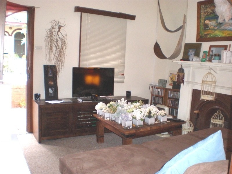 2 Knight Street, Erskineville NSW 2043