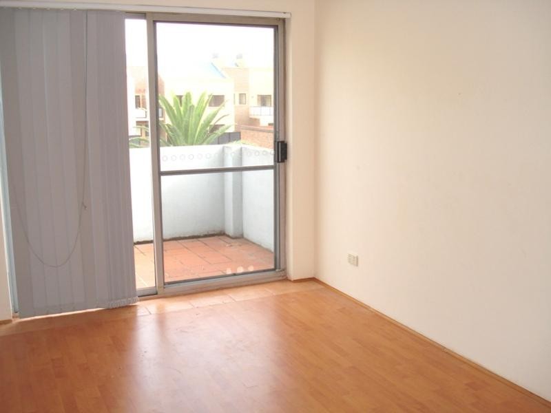 12/15-21  Ninth Avenue, Campsie NSW 2194