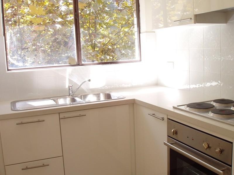 11/11  Tupper Street, Enmore NSW 2042