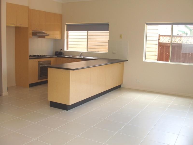 90  Grove Street, St Peters NSW 2044