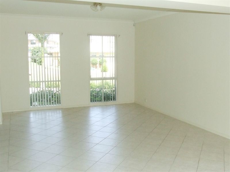 162 Mount Annan Dr, Mount Annan NSW 2567