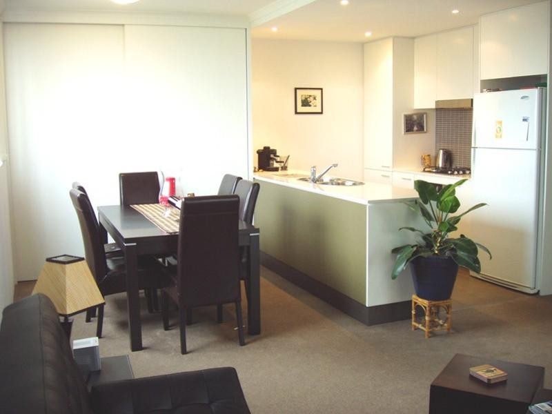 41/2  Hutchinson Walk, Zetland NSW 2017