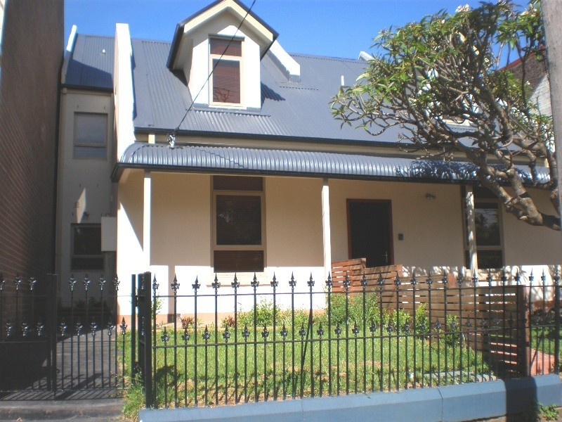 34  Station Street, Newtown NSW 2042