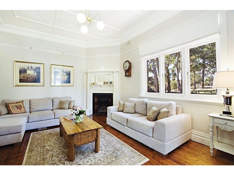 6 Warne Street, Pennant Hills NSW 2120