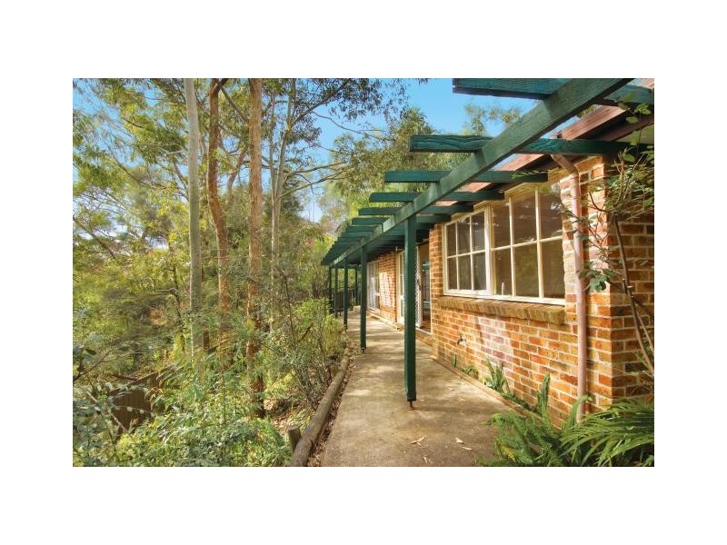 33 Pogson Drive, Cherrybrook NSW 2126
