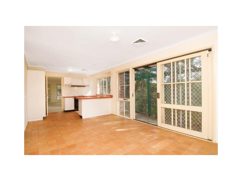 33 Pogson Drive, Cherrybrook NSW 2126