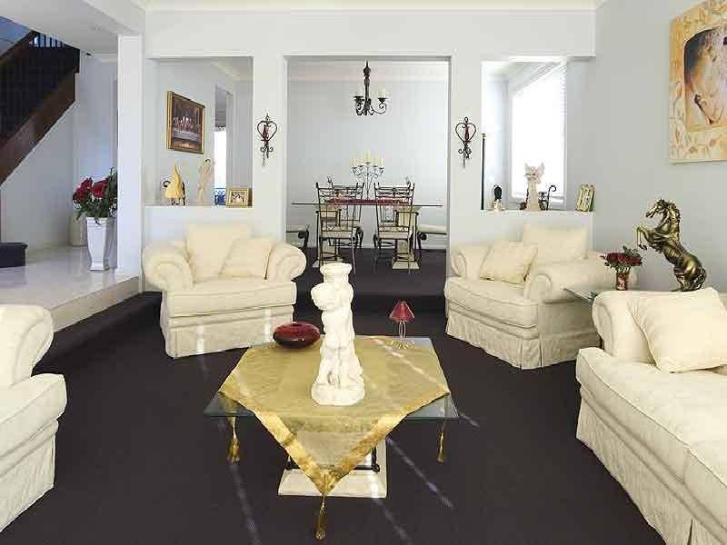 8 MORONEY AVENUE, Castle Hill NSW 2154