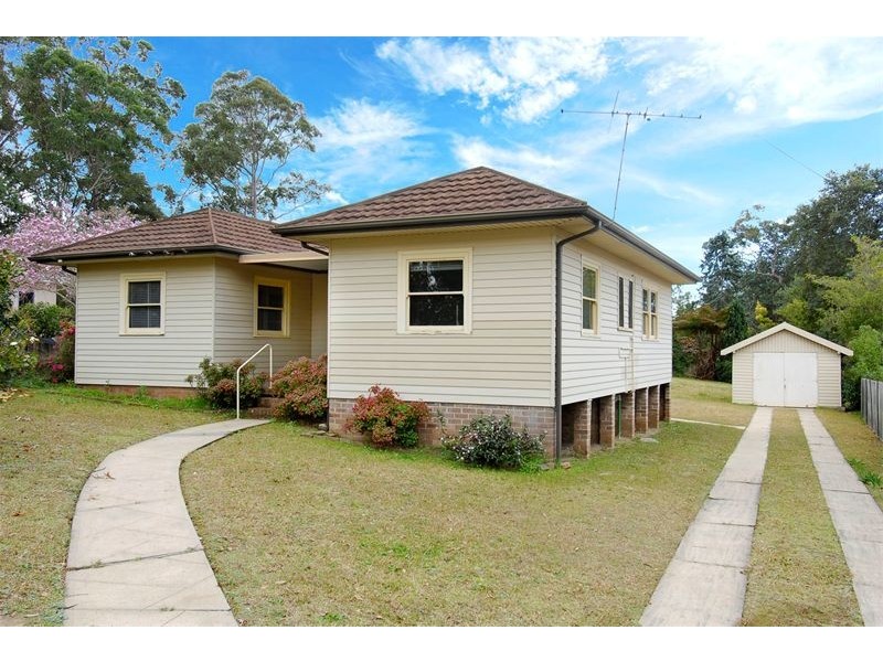 28  LAURENCE STREET, Pennant Hills NSW 2120