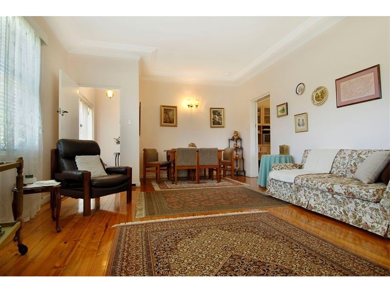 16  Willis Avenue, Pennant Hills NSW 2120