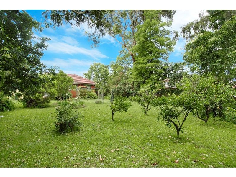 32  Vaughan Avenue, Pennant Hills NSW 2120