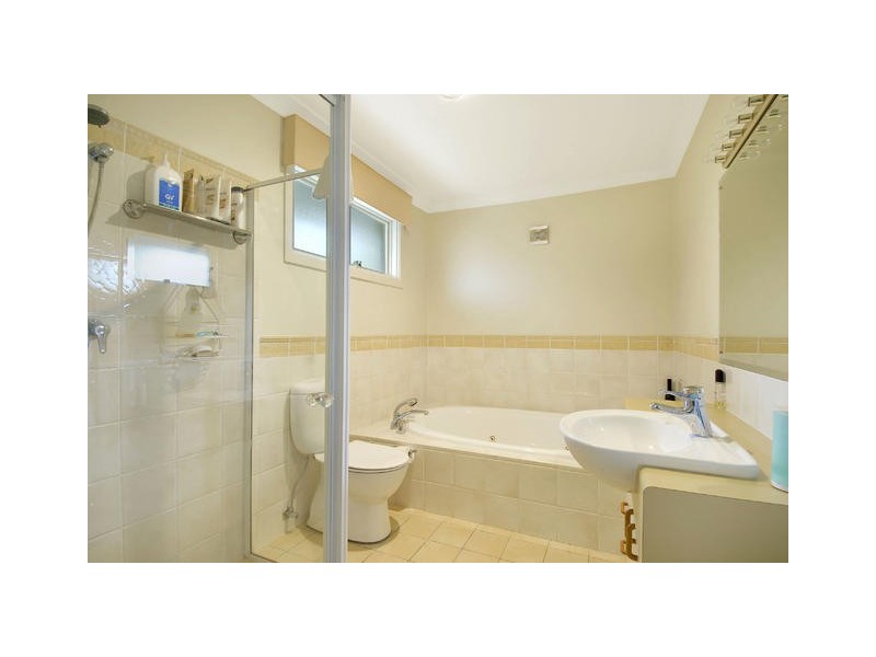 11  FARRER AVENUE, West Pennant Hills NSW 2125