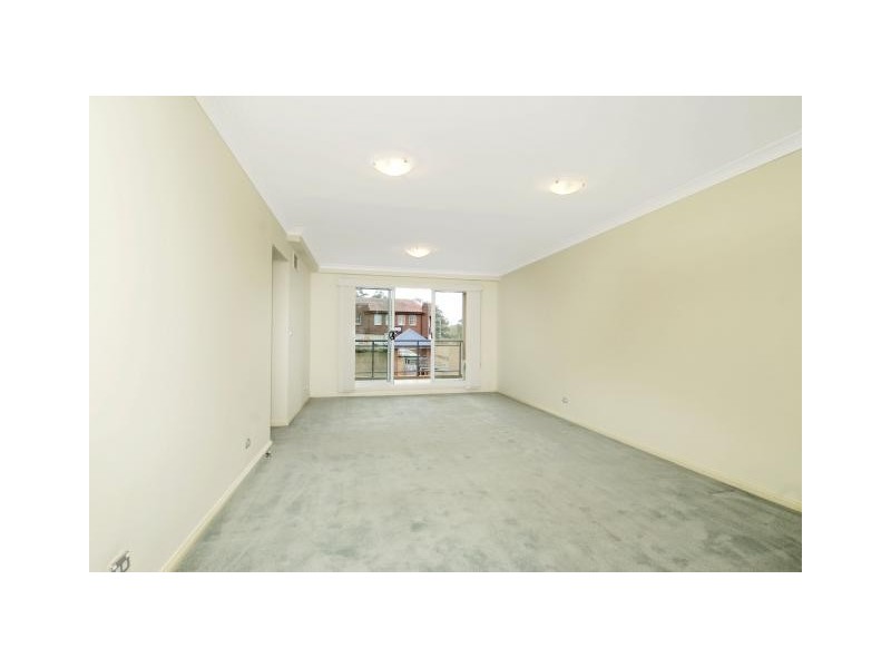 202/5  City VIew Road, Pennant Hills NSW 2120