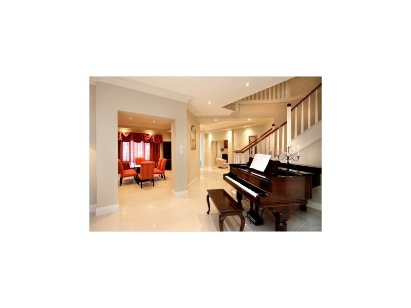 2  Brighton Drive, Bella Vista NSW 2153