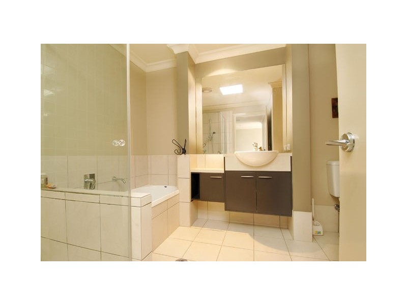 24 Silverash Way, Thornleigh NSW 2120