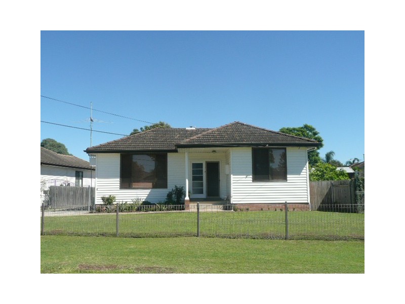 12 Adams Crescent, St Marys NSW 2760