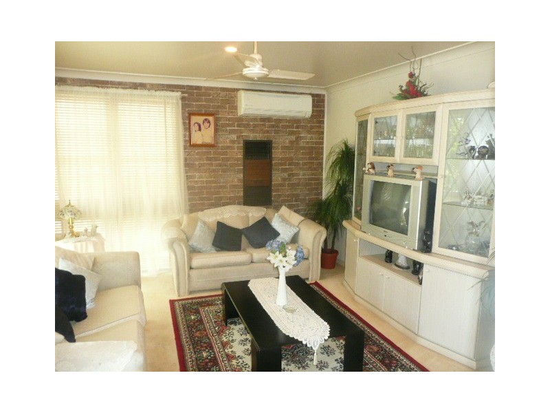 6 Tapiola Ave, Hebersham NSW 2770